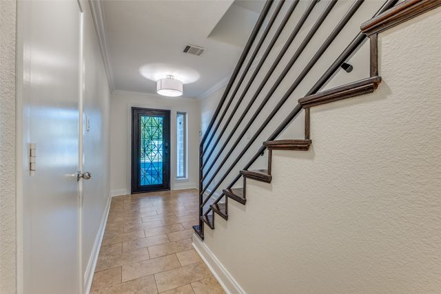 4706 Belmont Avenue, Dallas, TX 75204