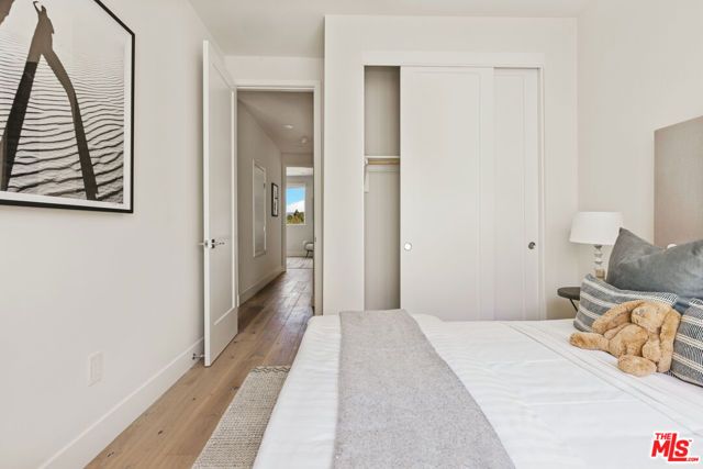 3218 S Barrington Avenue, Los Angeles, CA 90066