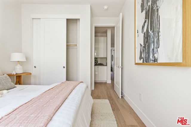 3218 S Barrington Avenue, Los Angeles, CA 90066