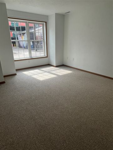 221 W CENTER Street 1, Meadville, PA 16335