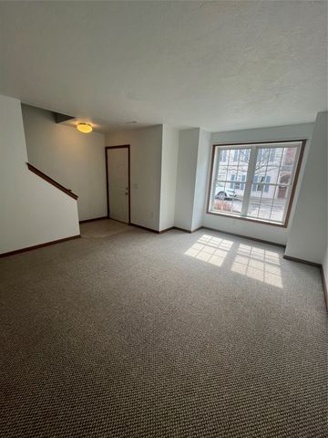 221 W CENTER Street 1, Meadville, PA 16335