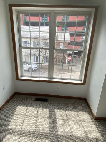 221 W CENTER Street 1, Meadville, PA 16335