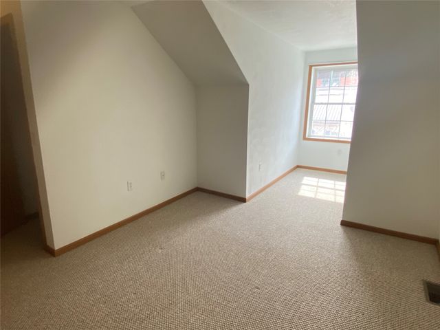 221 W CENTER Street 1, Meadville, PA 16335