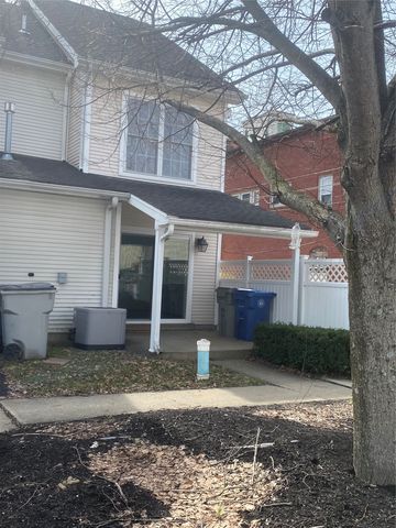 221 W CENTER Street 1, Meadville, PA 16335