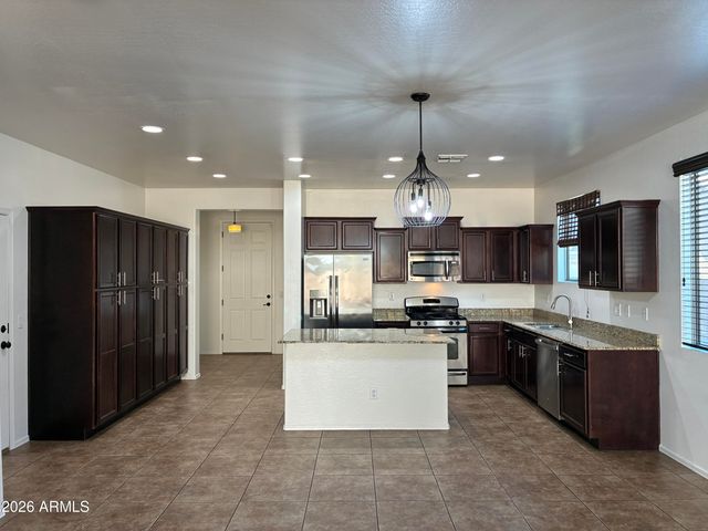 92 W ASTER Drive, Chandler, AZ 85248