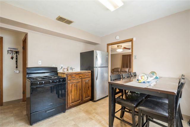 3235 Dairydale Court SE, Cedar Rapids, IA 52403