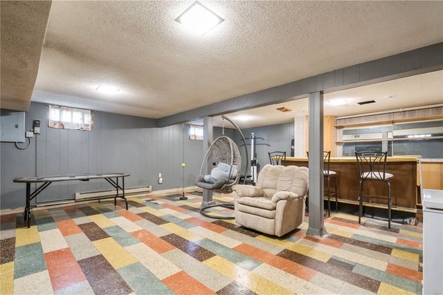 3235 Dairydale Court SE, Cedar Rapids, IA 52403