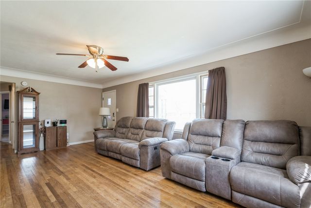 3235 Dairydale Court SE, Cedar Rapids, IA 52403