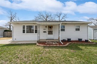 3235 Dairydale Court SE, Cedar Rapids, IA 52403