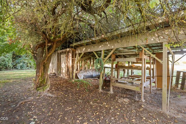 4827 Leonard Road, Grants Pass, OR 97527