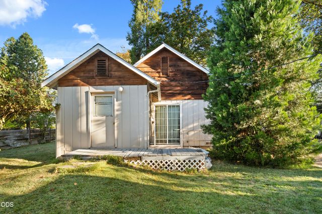 4827 Leonard Road, Grants Pass, OR 97527