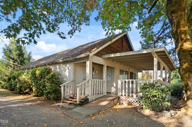4827 Leonard Road, Grants Pass, OR 97527