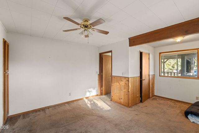 4827 Leonard Road, Grants Pass, OR 97527