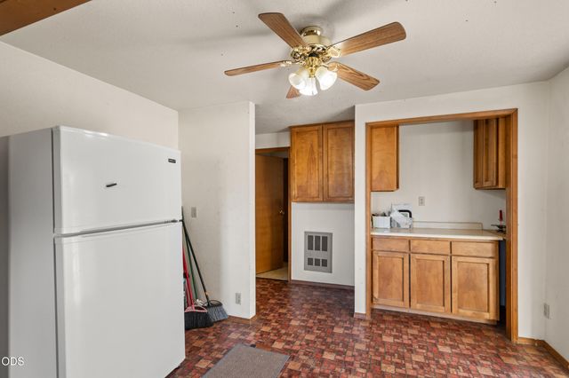 4827 Leonard Road, Grants Pass, OR 97527