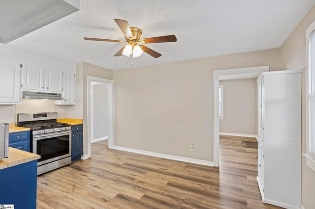 1700 E Georgia Road, Simpsonville, SC 29681