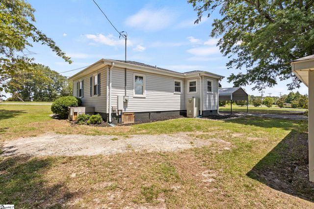 1700 E Georgia Road, Simpsonville, SC 29681