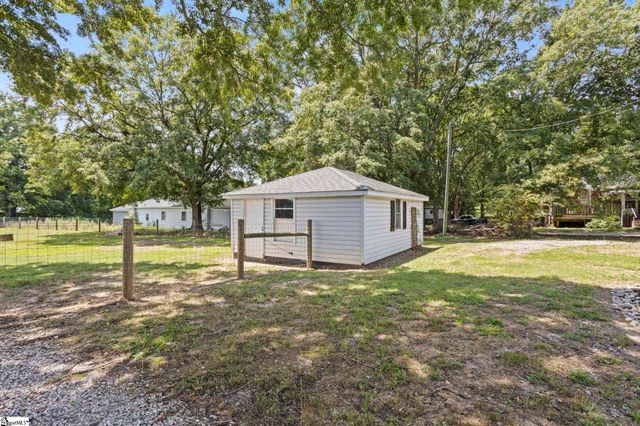 1700 E Georgia Road, Simpsonville, SC 29681