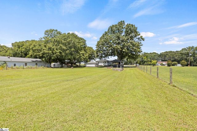 1700 E Georgia Road, Simpsonville, SC 29681
