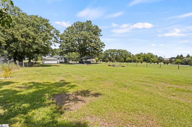 1700 E Georgia Road, Simpsonville, SC 29681
