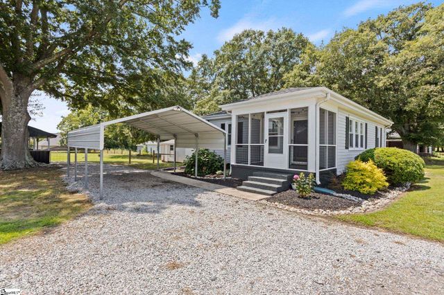 1700 E Georgia Road, Simpsonville, SC 29681