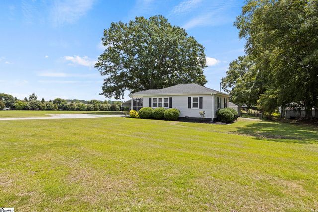 1700 E Georgia Road, Simpsonville, SC 29681
