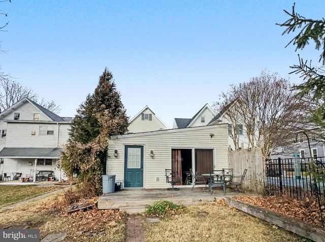 432 FAIRVIEW ST, Coopersburg, PA 18036