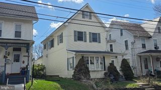 432 FAIRVIEW ST, Coopersburg, PA 18036