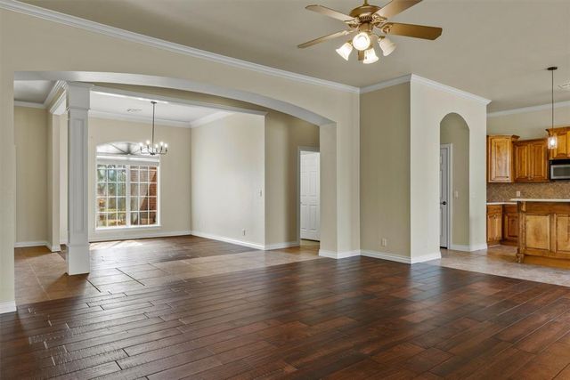 129 Bonaire Drive, Edmond, OK 73013
