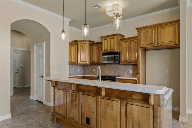 129 Bonaire Drive, Edmond, OK 73013
