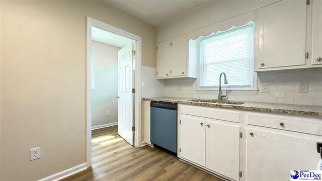 319 Floyd Ave., Lake City, SC 29560
