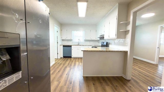 319 Floyd Ave., Lake City, SC 29560