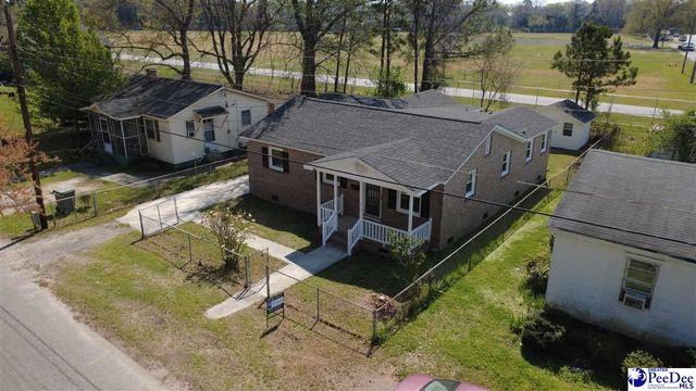 319 Floyd Ave., Lake City, SC 29560