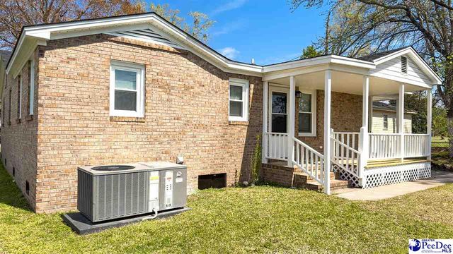 319 Floyd Ave., Lake City, SC 29560