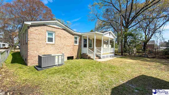 319 Floyd Ave., Lake City, SC 29560