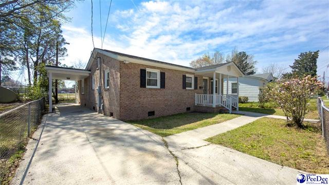 319 Floyd Ave., Lake City, SC 29560