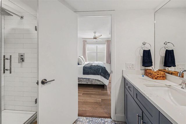 5200 BRITTANY DRIVE S 1301, St Petersburg, FL 33715