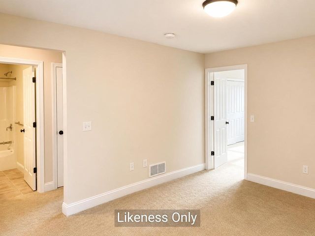 58 Mabel Way, South Burlington, VT 05403
