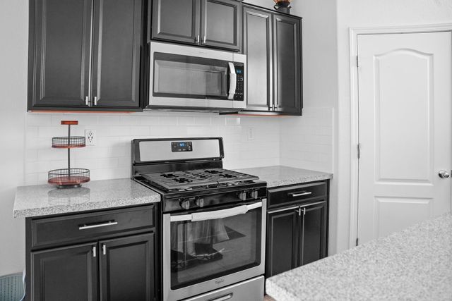 3320 Sunny Gate Ln, Folsom, CA 95630