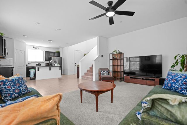 3320 Sunny Gate Ln, Folsom, CA 95630