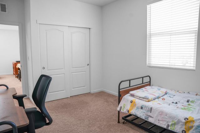 3320 Sunny Gate Ln, Folsom, CA 95630