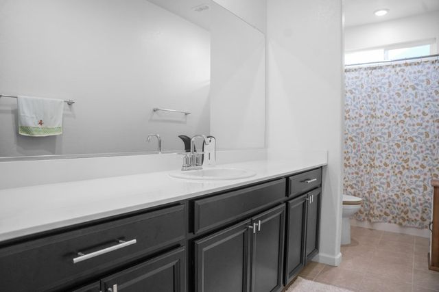 3320 Sunny Gate Ln, Folsom, CA 95630