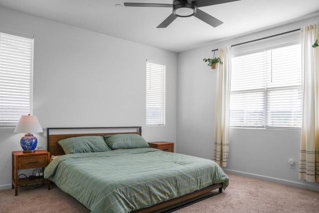 3320 Sunny Gate Ln, Folsom, CA 95630
