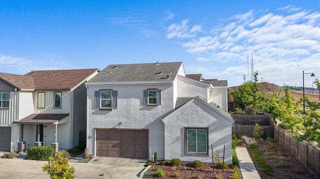 3320 Sunny Gate Ln, Folsom, CA 95630