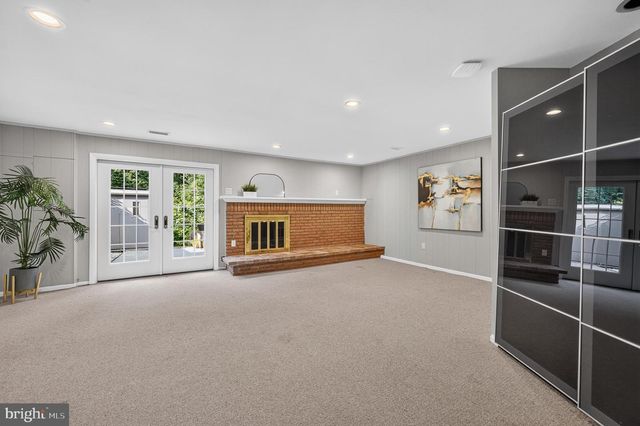 9036 ROSEWALL CT, Springfield, VA 22152
