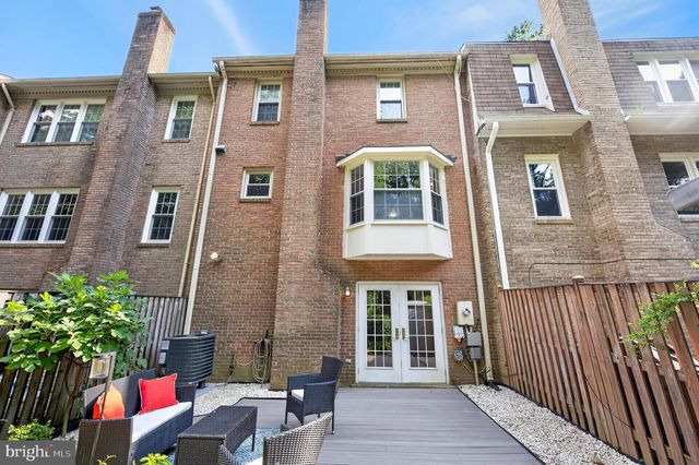 9036 ROSEWALL CT, Springfield, VA 22152