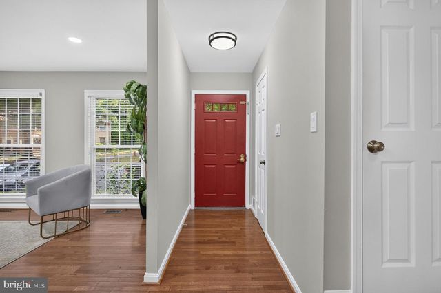 9036 ROSEWALL CT, Springfield, VA 22152