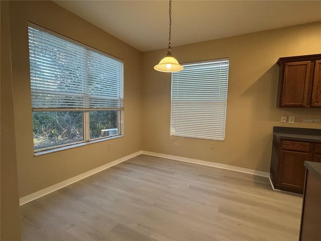 8210 WHISTLING PINE WAY, Tampa, FL 33647