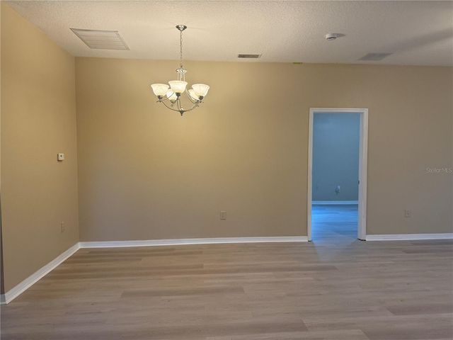 8210 WHISTLING PINE WAY, Tampa, FL 33647