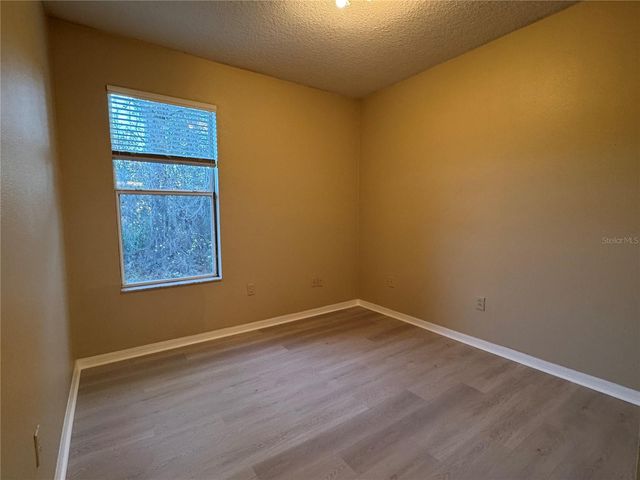 8210 WHISTLING PINE WAY, Tampa, FL 33647