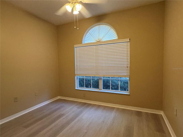 8210 WHISTLING PINE WAY, Tampa, FL 33647